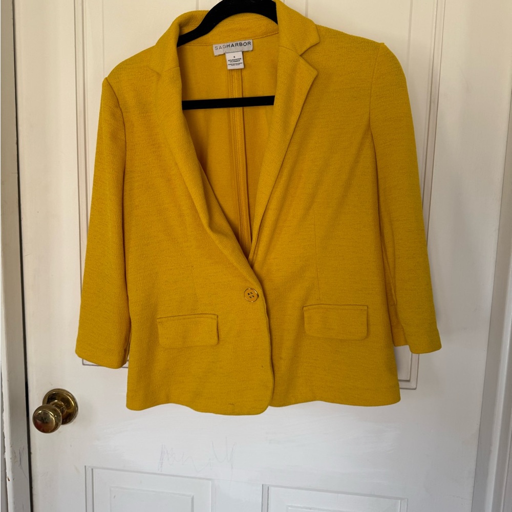 Sag Harbor Women's Mustard Single-Button Blazer